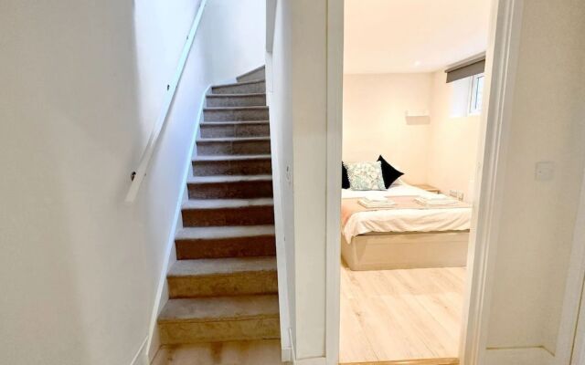 Charming Duplex 10min to London Bridge, Quiet