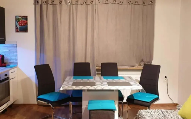 Mia Apartman, Eisenerz