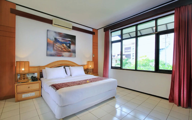 Puri Naga Beachfront Cottages