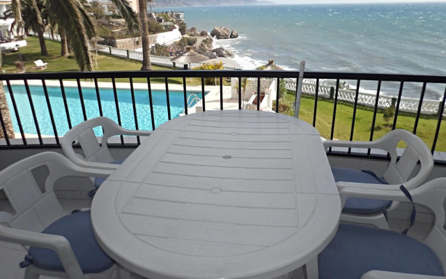 Acapulco Playa 26 Menyber