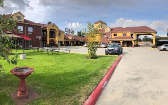 Raintree Inn and Suites
