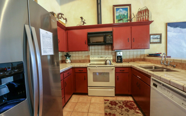 Mammoth West #143 Condo