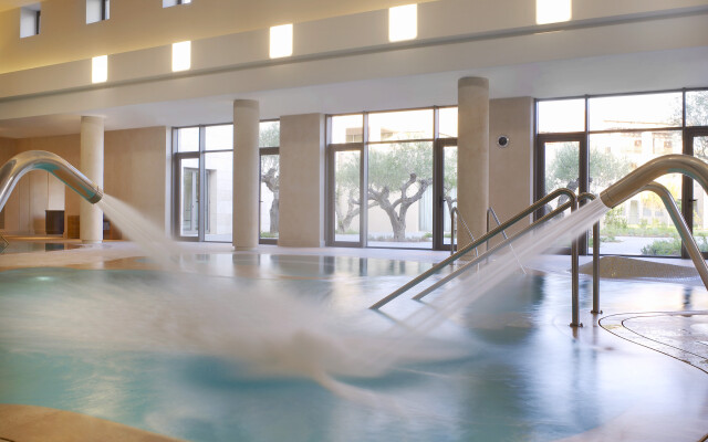 The Romanos, a Luxury Collection Resort