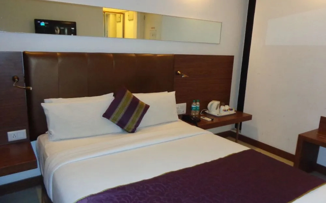 The Urban Hotel