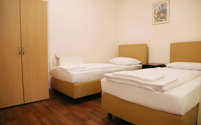Pension Alpha Frankfurt City