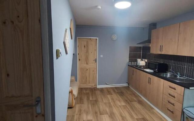 2 Bedrooms Apartment in Main Street Mexborough