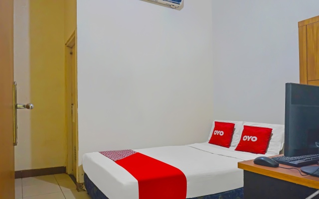 OYO 92285 Penginapan 21 Near Pasar Baru