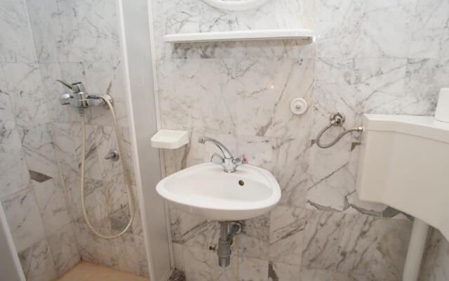 Dekanic D. - Two Bedroom