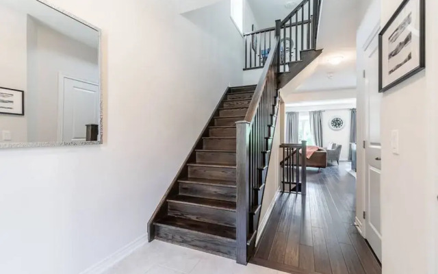 Modern 3BR House Steps to the Beach