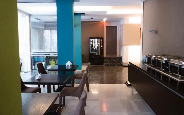Victoria Hotel