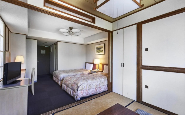 Hakuba Alps Hotel