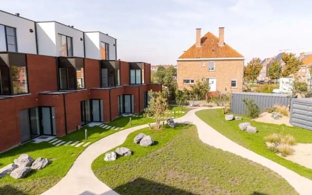 Family-friendly House With Sunny Terrace and Garden