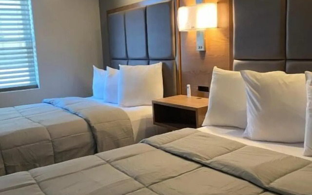 Sea Foam Motel