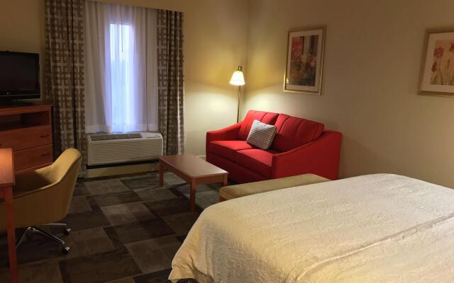 Hampton Inn Garden City