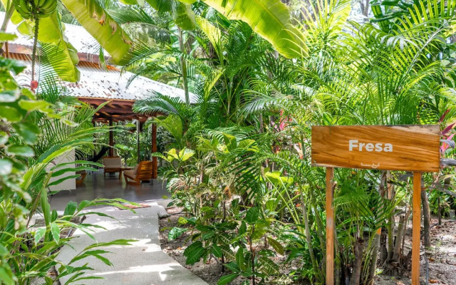 Banana Beach Hotel