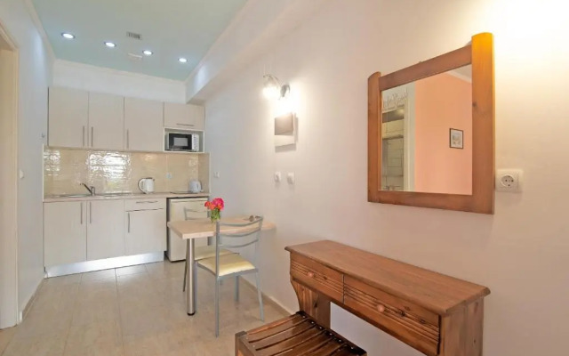 Faliraki Apartment For 3