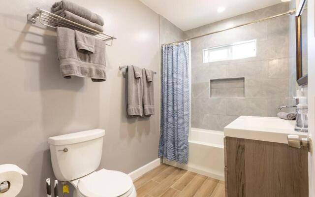 Stunning Home In La Near Hollywood