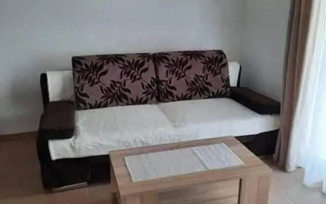 Apartman Tin
