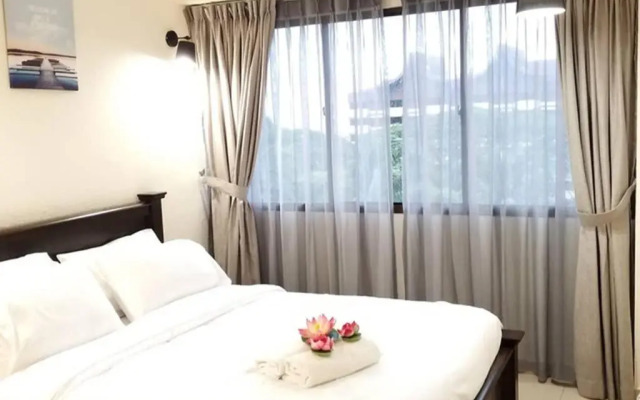 PoolView Resort Batu Ferringhi 502 - 2 Rooms