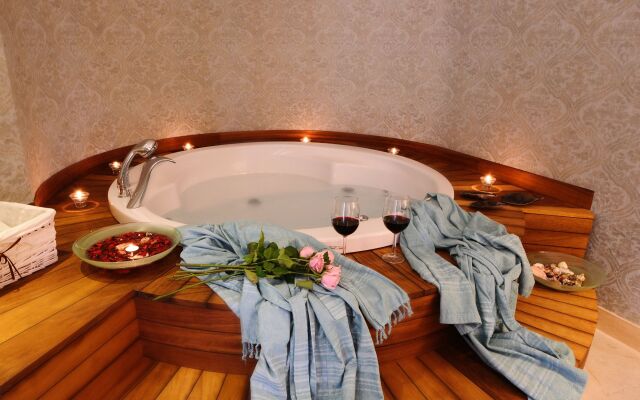 Sea Breeze Hotel & Apartments