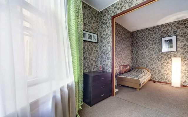 Longo Apartment Nevskiy 112
