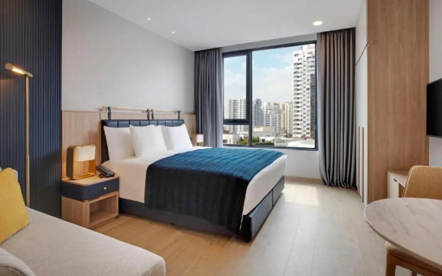 Grass Suites Thonglor