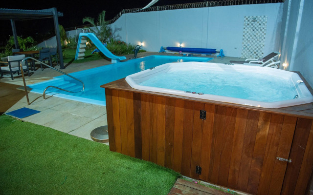 Casa Espetacular na Praia de Graçandu by Carpediem