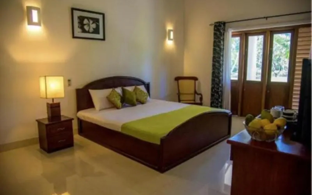 Coco Villa Peach Tree