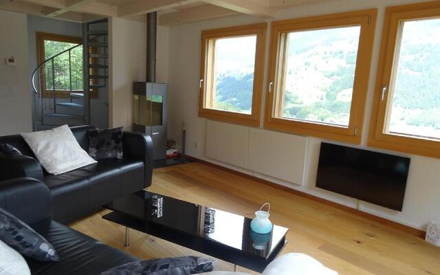 Poschenriedstrasse 22 - Three Bedroom