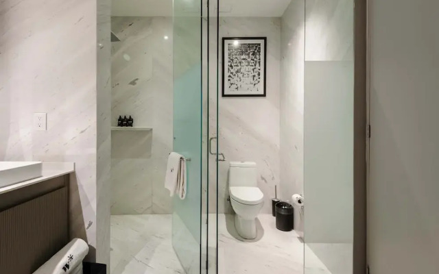 w Prestigious 3BR w Terrace in Polanco