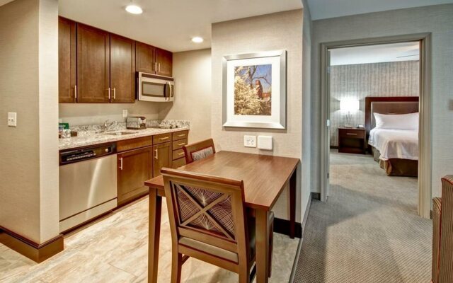 Homewood Suites by Hilton Bridgewater/Branchburg