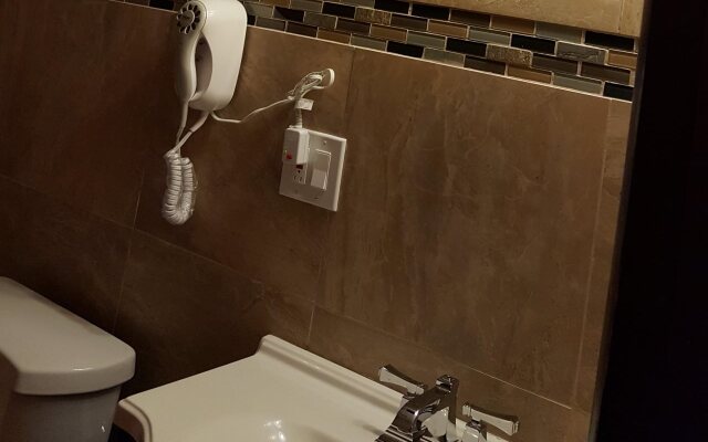 Gabriels Luxury Suite