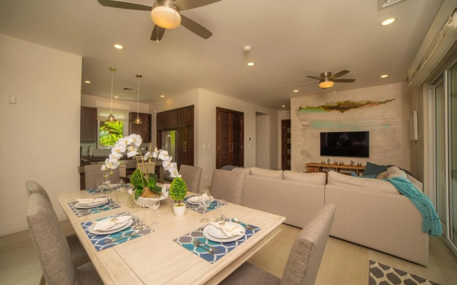 Miramar 4E - 3 bdr 3 Bath Ocean View