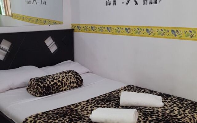 Hostal Girasoles