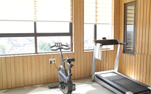 Lee Apartment & Hotel