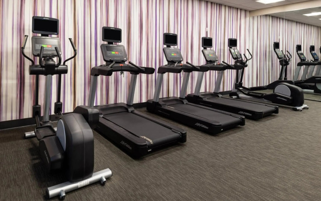 Courtyard by Marriott Charlotte Northlake