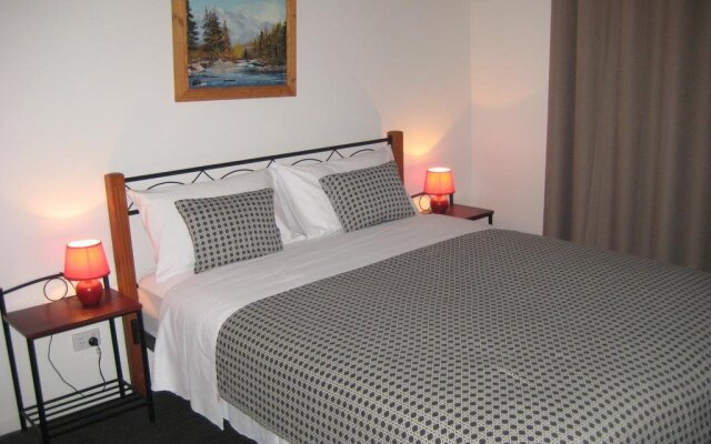 Riverdell Park Accommodation Bed & Breakfast Chinchilla