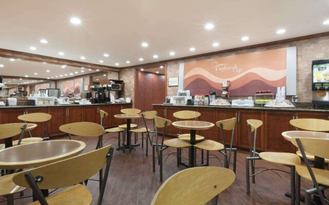 Days Inn Vancouver Metro