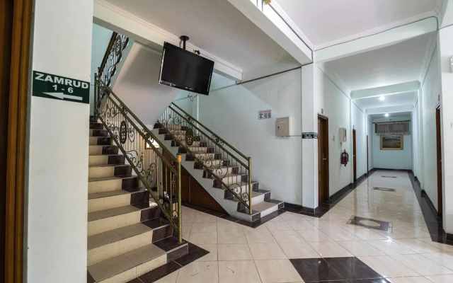 Sinergi Hotel Tretes by OYO Rooms