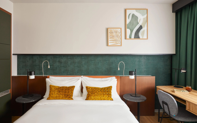 Crowne Plaza Madrid - Centre Retiro by IHG - Image 6
