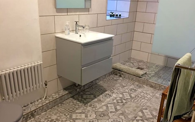 The Annexe Chadalais