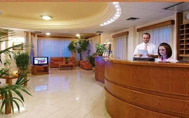 Sissy Village Hotel