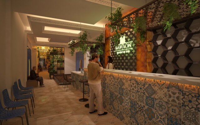 Babylon Garden Inn