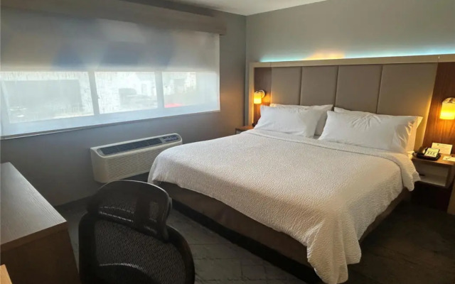 Holiday Inn Express Roslyn - Manhasset Area by IHG