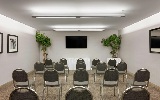 Lakeview Signature, Trademark Collection by Wyndham