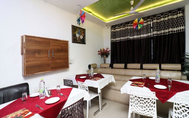 Oyo 24958 Hotel Dayal