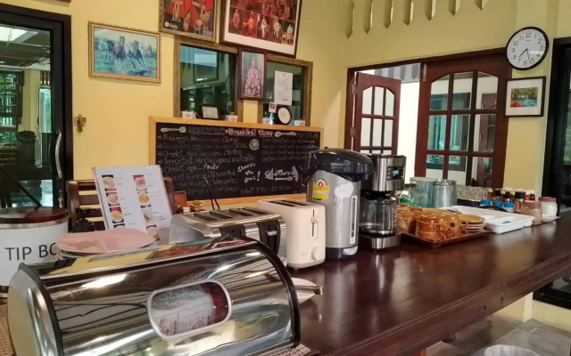 Luang Chumni Village