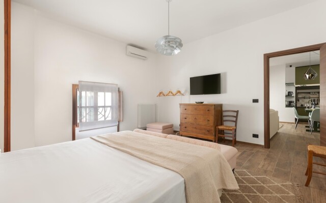 3251 Dellatita Suite by Barbarhouse