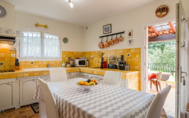 Beautiful Holiday Home in Lorgues with Garden