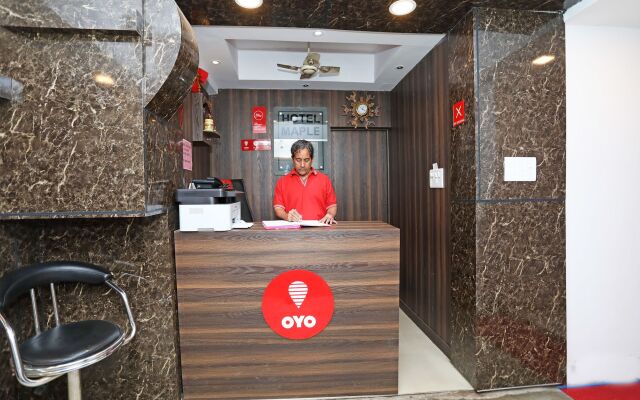 OYO 9193 Hotel Maple